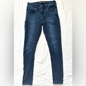 Express Mid Rise Legging/Jeans